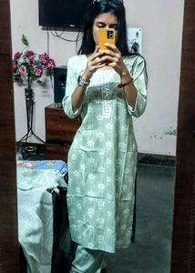 Floral Print Cotton Kurta Set with Mirror Detail