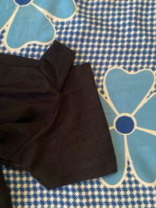 Chic Black Short Sleeve Top