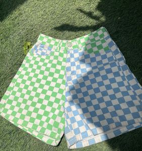 URBANIC checkered shorts, XS