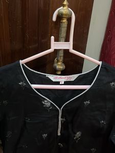 Black Kurti
