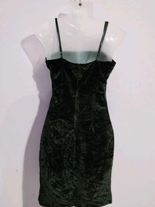 VELVET BODYCON