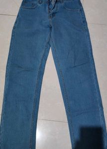 Get 8 Jeans at 300rs each Lelo Chupchap 🥰