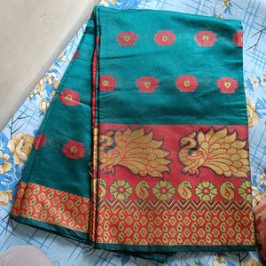 Embellished Banarasi Jacquard Saree Sea Green💚