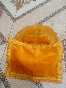 Laddu Gopal Ji Bed