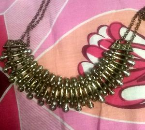 Neckset