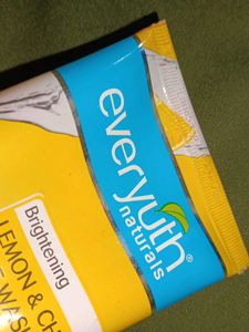 Everyuth Face Wash