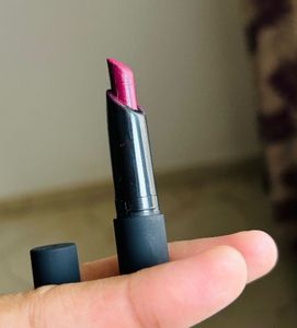Lipstick And Lipgloss Combo Of 15
