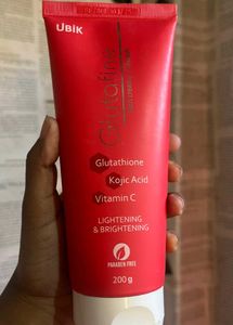 Glutafine Face Wash