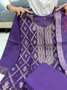 beautiful purple 💜 suit