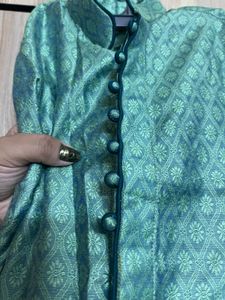 Set Of Traditional Kurtha And Salwar