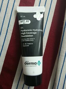 Derma Co Hydrating High Coverage Foundation- ivory