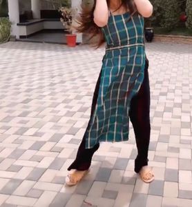 Green Kurti
