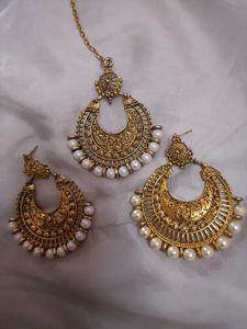 Earings With Maang Tika😍