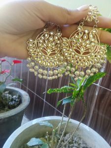 Pearl Mangtika and earring