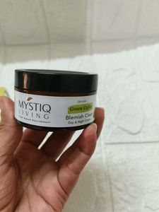 Mystiq Living Day &amp; Night Cream Green Cofee