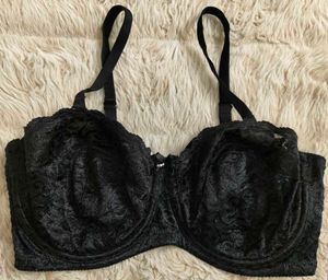 🖤 Black Lace Strapless Bra by FINE LINES 🖤