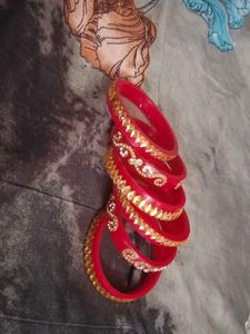 Red &amp; Gold Bangle Set