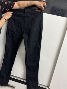 Forever 21 Brand New Jeans 34 Waist