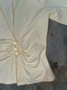 Best Combos Trench coat, top and Savana cap