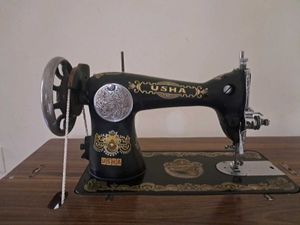 USHA Sewing Machine – Manual (Head Only)