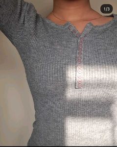 Ribbed Fitted Gray Top ( Bodycon)