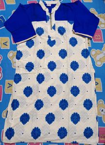 Blue &amp; White Floral Kurti