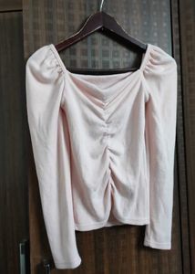 SALE 🛍️ Peach Rouched Top
