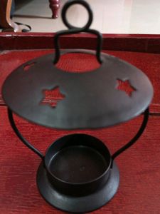 Diya/Candle Holder