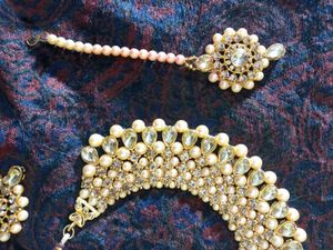 Pearl Kundan Chokar Set With Mangalsutra