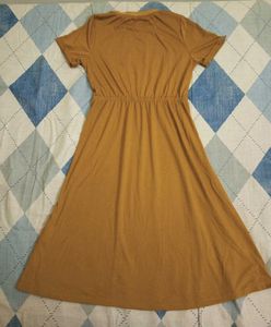 Casual mustard yellow dress