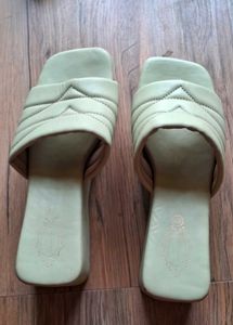 Ladies Footwear Size 7