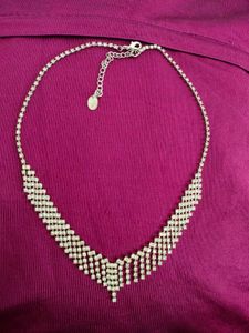 Neckpiece To Wear In Fastive Seasons