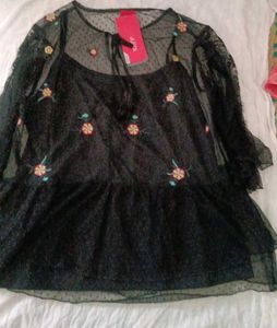 109°F Black Velvet Floral Top