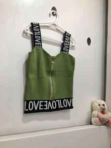 Green Love Top❤️🍀