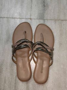 Venus Steps Flats & Sandals