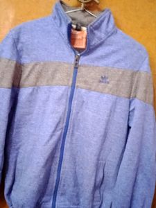 Adidas sweatshirt for winters