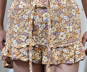 Floral Ruffle Shorts