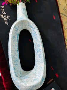 Heavy Duty Vase With Flowers