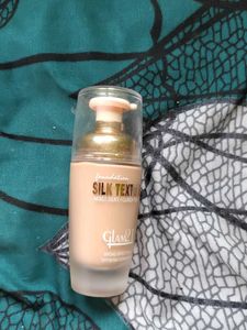 Glam21 Silk Texture Foundation