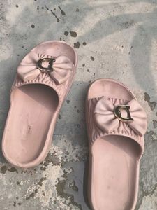 Cute Bow Slides