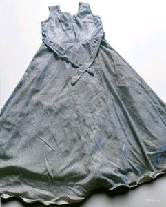 Girl&#39;s Silver Dress with Shrug
