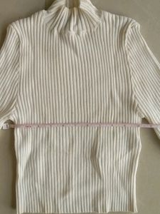 Forever 21 White Sweater Size :S