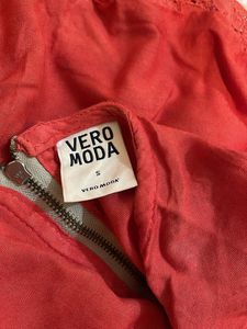 Red Lacy Vero Moda Top