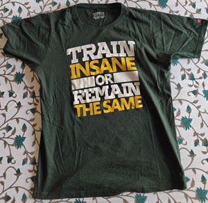 5 Men&#39;s Graphic T-Shirt Bundle - Size M