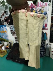 Ribbed Arm Warmers with Bows