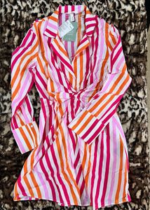 H&amp;M Knot Detail Shirt Dress