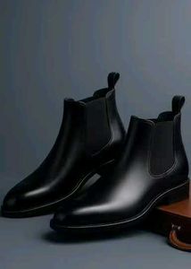 Stylish Black Mens Boots