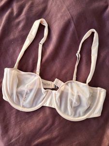 H&amp;M Balconette Mesh Bra 34 C With Satin Linin