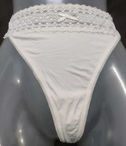 White Lace Thong Panty 🖤