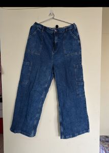 A Cargo Jeans